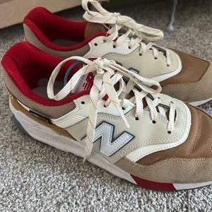 WORN ONCE NEW BALANCE